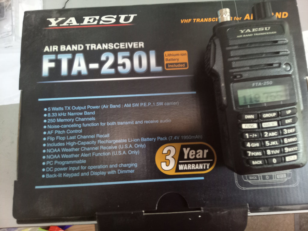 Yaesu FTA-250L Airband transceiver USED
