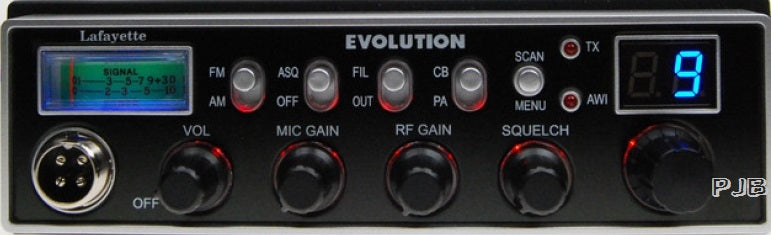 Lafayette Evolution Duel Power 12v 24v AM FM CB Radio